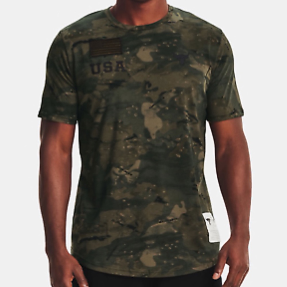 Project Rock Men's Under Armour training USA camo shirt - Picture 2 of 2